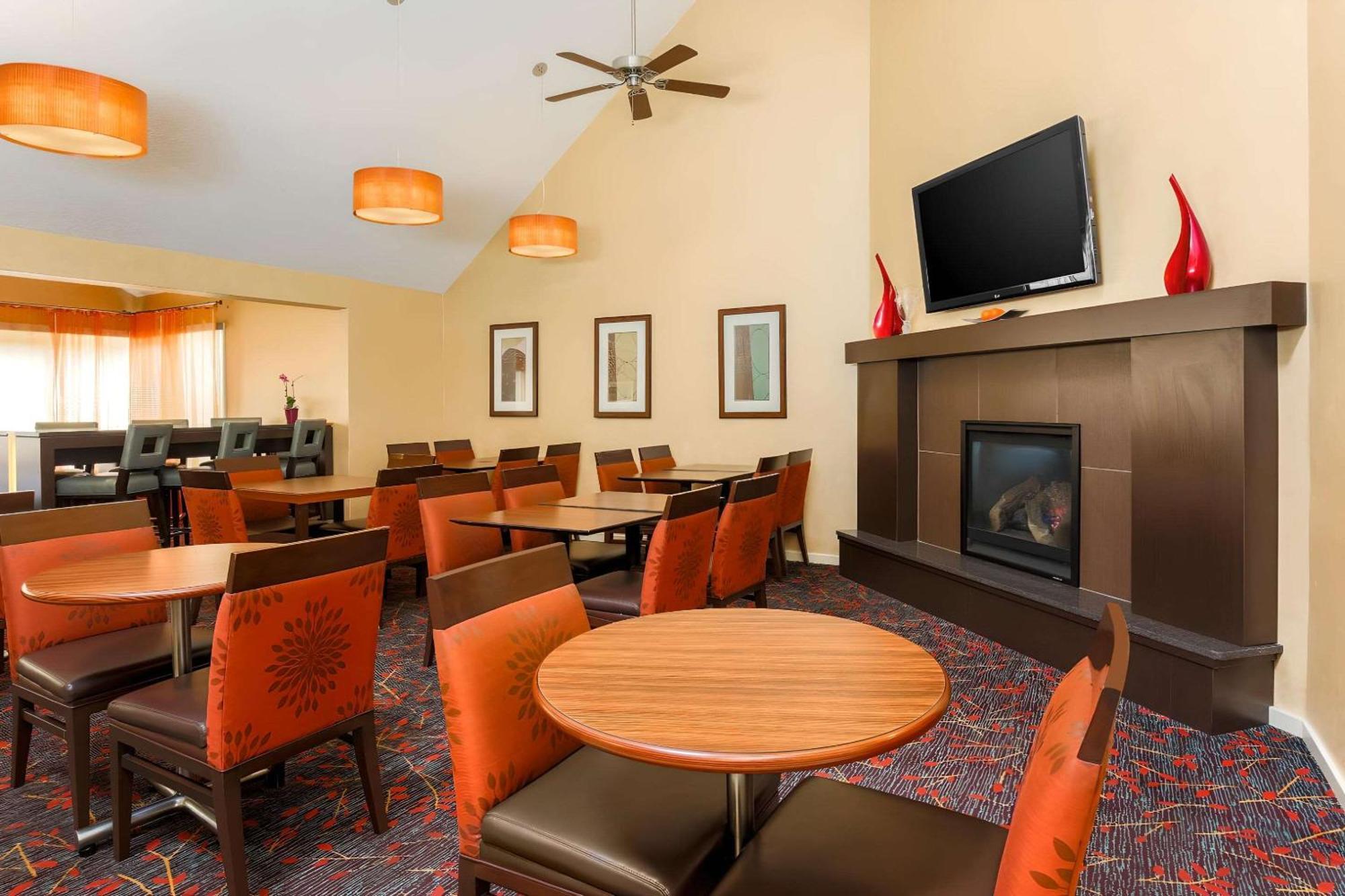 Mainstay St Louis - Galleria 3*