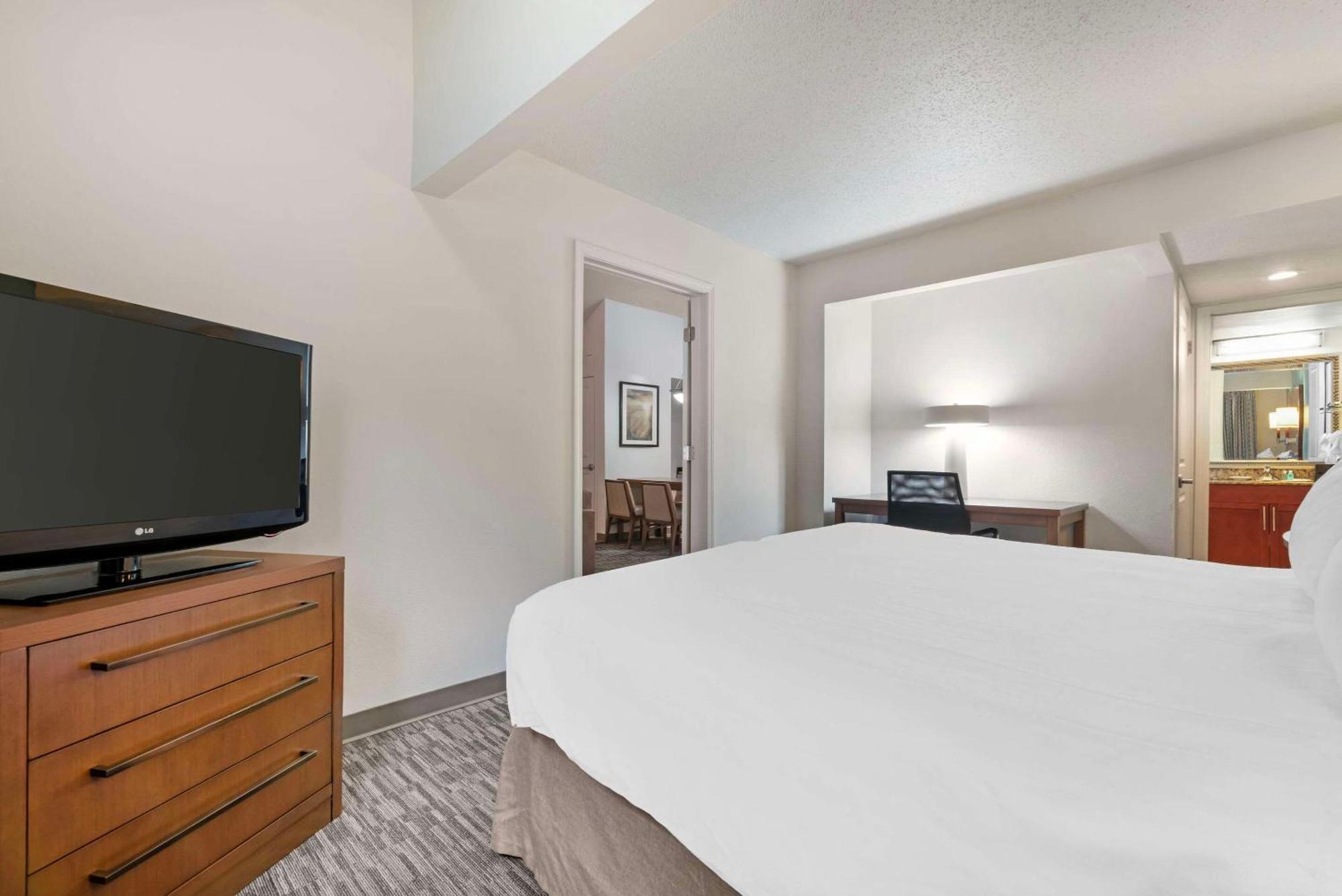 Mainstay St Louis - Galleria 3* Richmond Heights