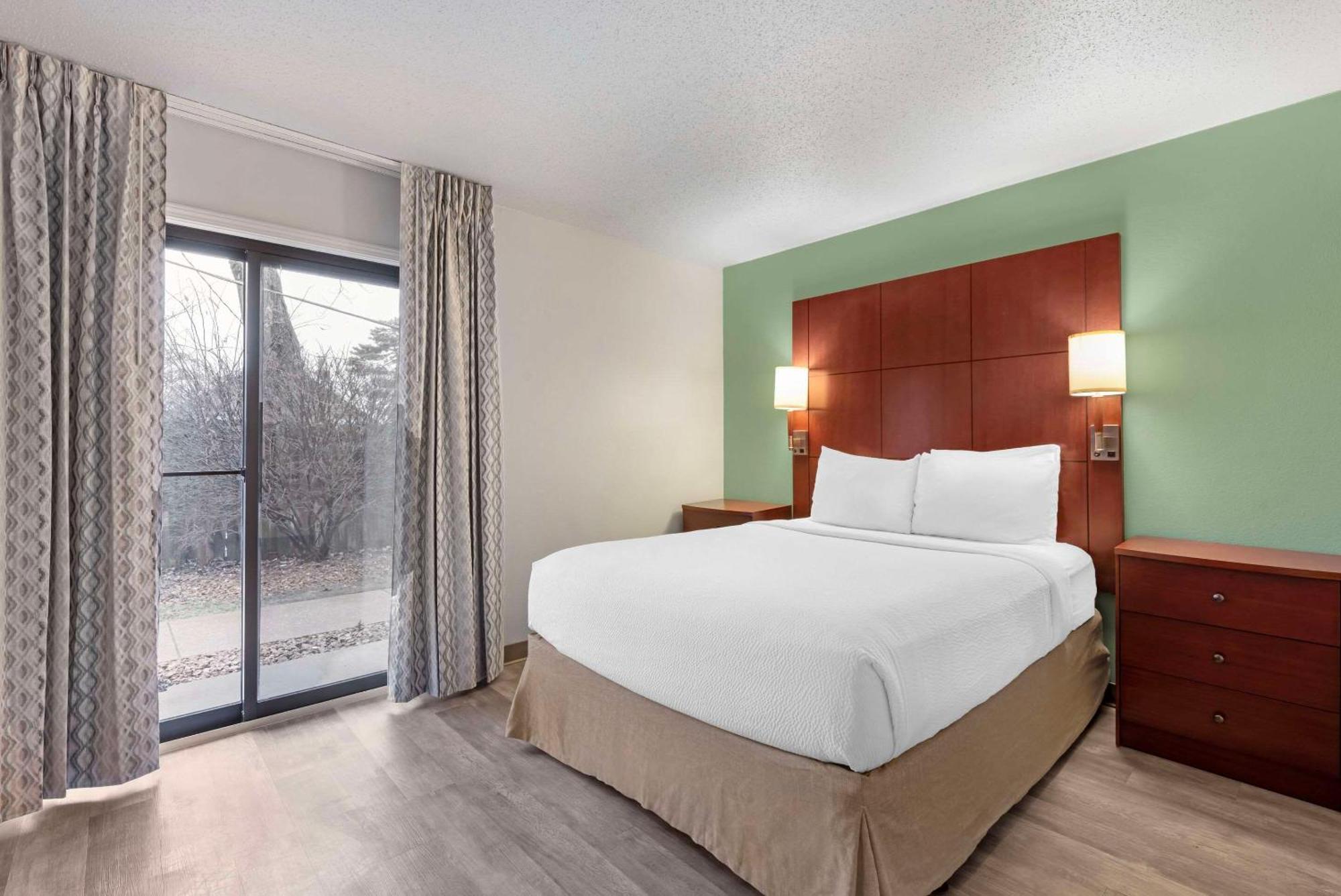 Hotel Mainstay St Louis - Galleria Richmond Heights